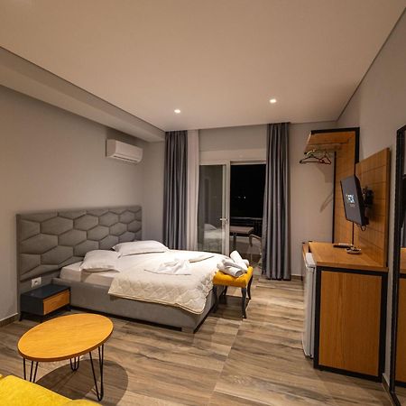 Sunkised Hotel Саранда Экстерьер фото