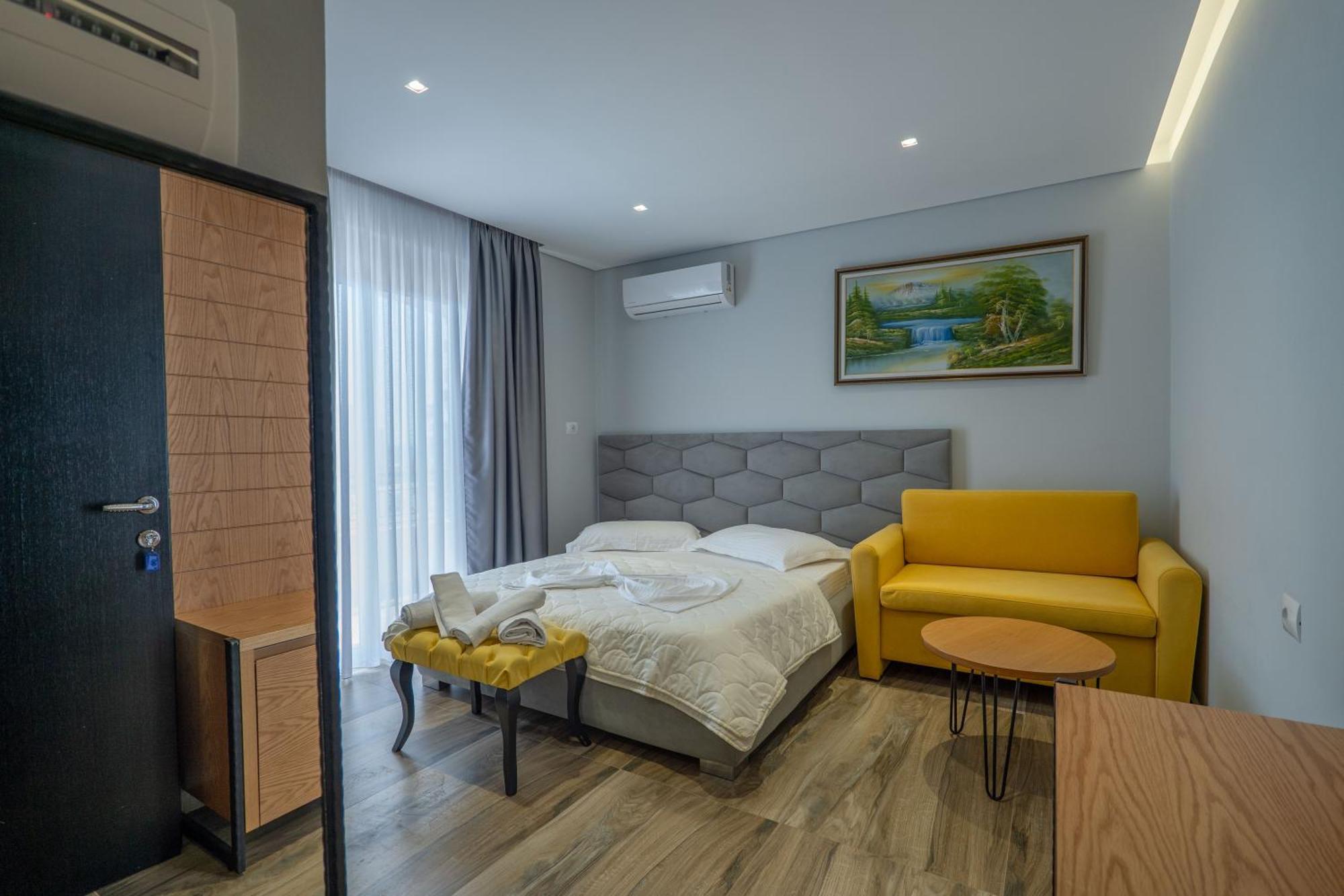 Sunkised Hotel Саранда Экстерьер фото
