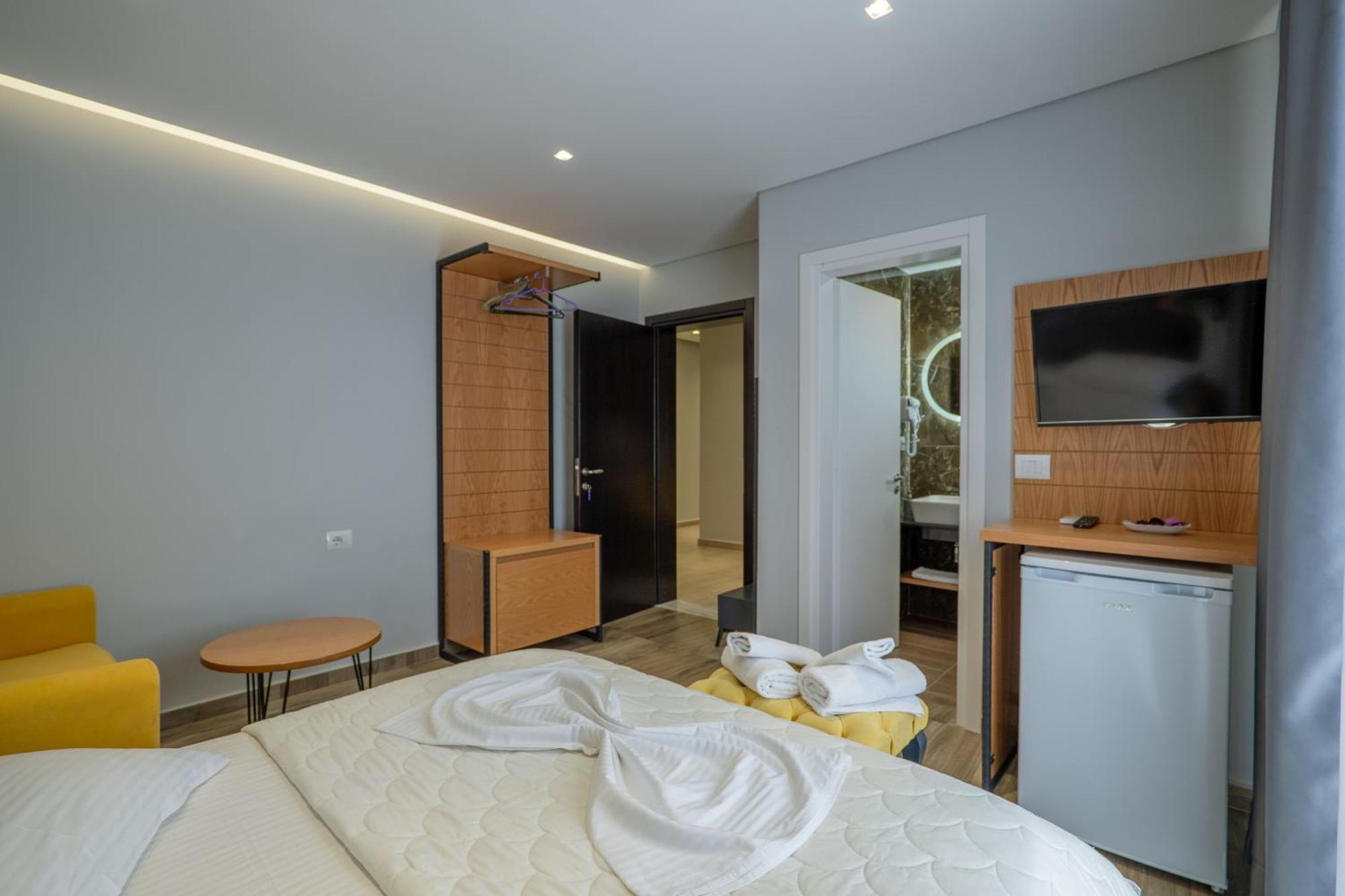 Sunkised Hotel Саранда Экстерьер фото